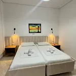 White House 2 Ksamil