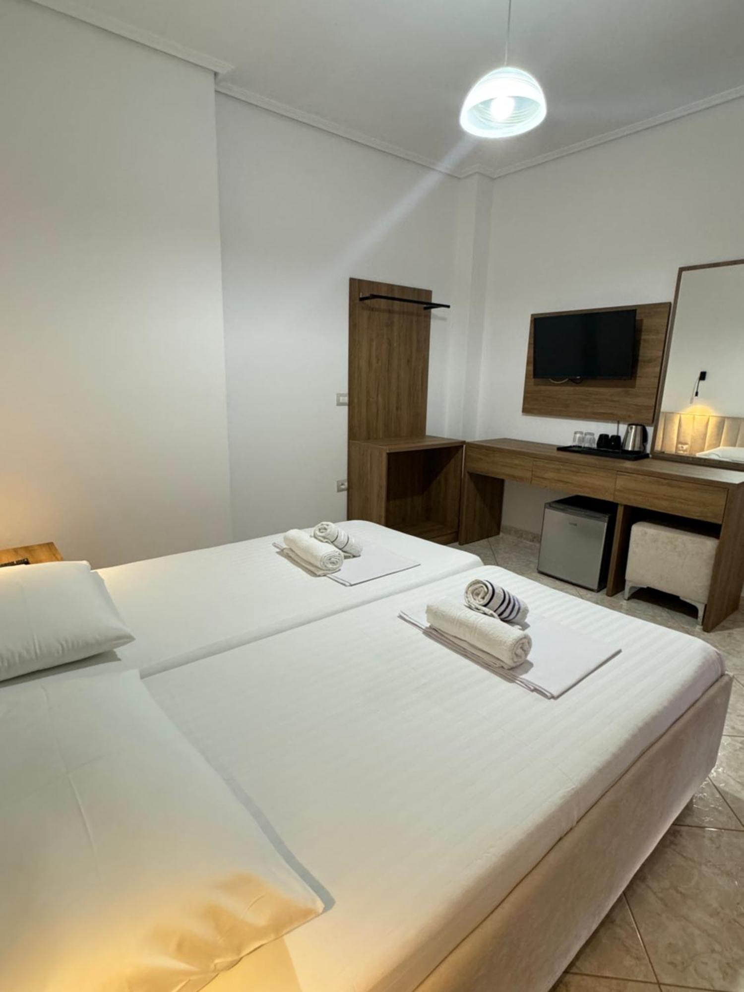 Gjestgiverier White House 2 Ksamil *